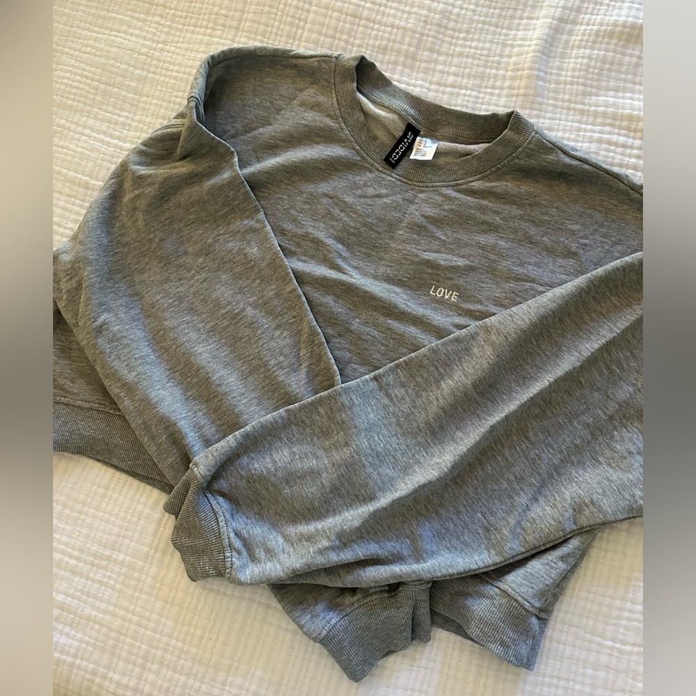 H&M Light Gray Sweatshirt